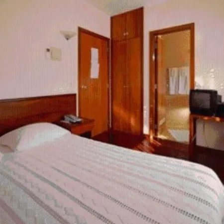 Pensión O Cortico Sever do Vouga